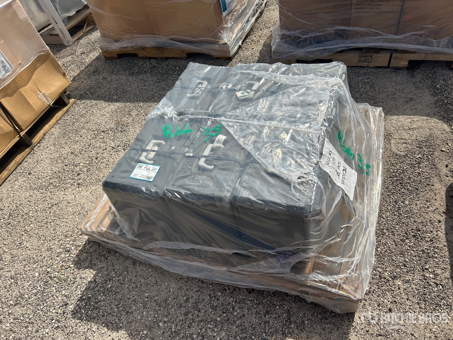 Quantity of (6) Ryobi 18 in Tronçonneuse