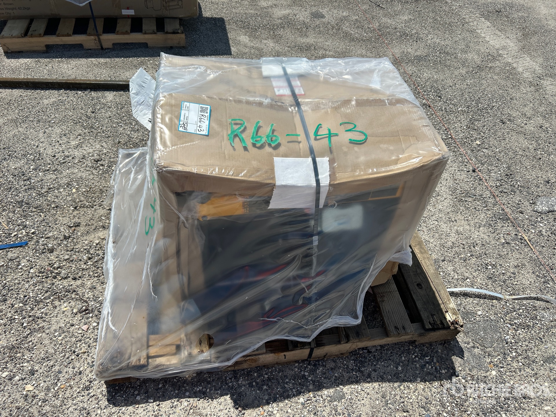 Dewalt 8000 Watt Generator Set