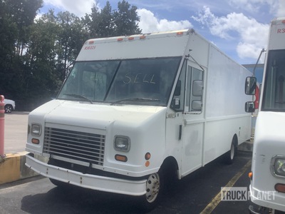 2006 Ford GEN 1 4x2 Fourgon cargo (Inoperable)