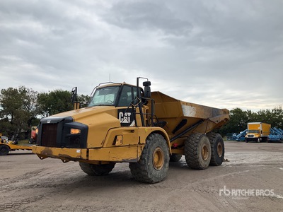 2012 Cat 740B Knickgelenkter Muldenkipper
