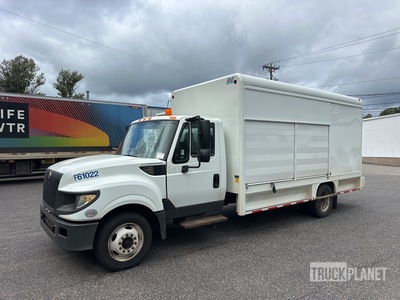 2016 International TerraStar 4x2 4 Bay Beverage Truck