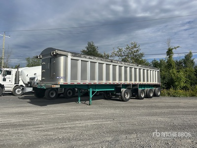 2006 Custom 36 ft Quad/A Tipping Trailer