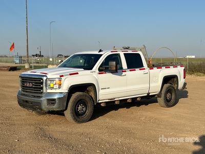 2018 GMC Sierra 2500HD SLE 4x4 Crew Cab ピックアップ