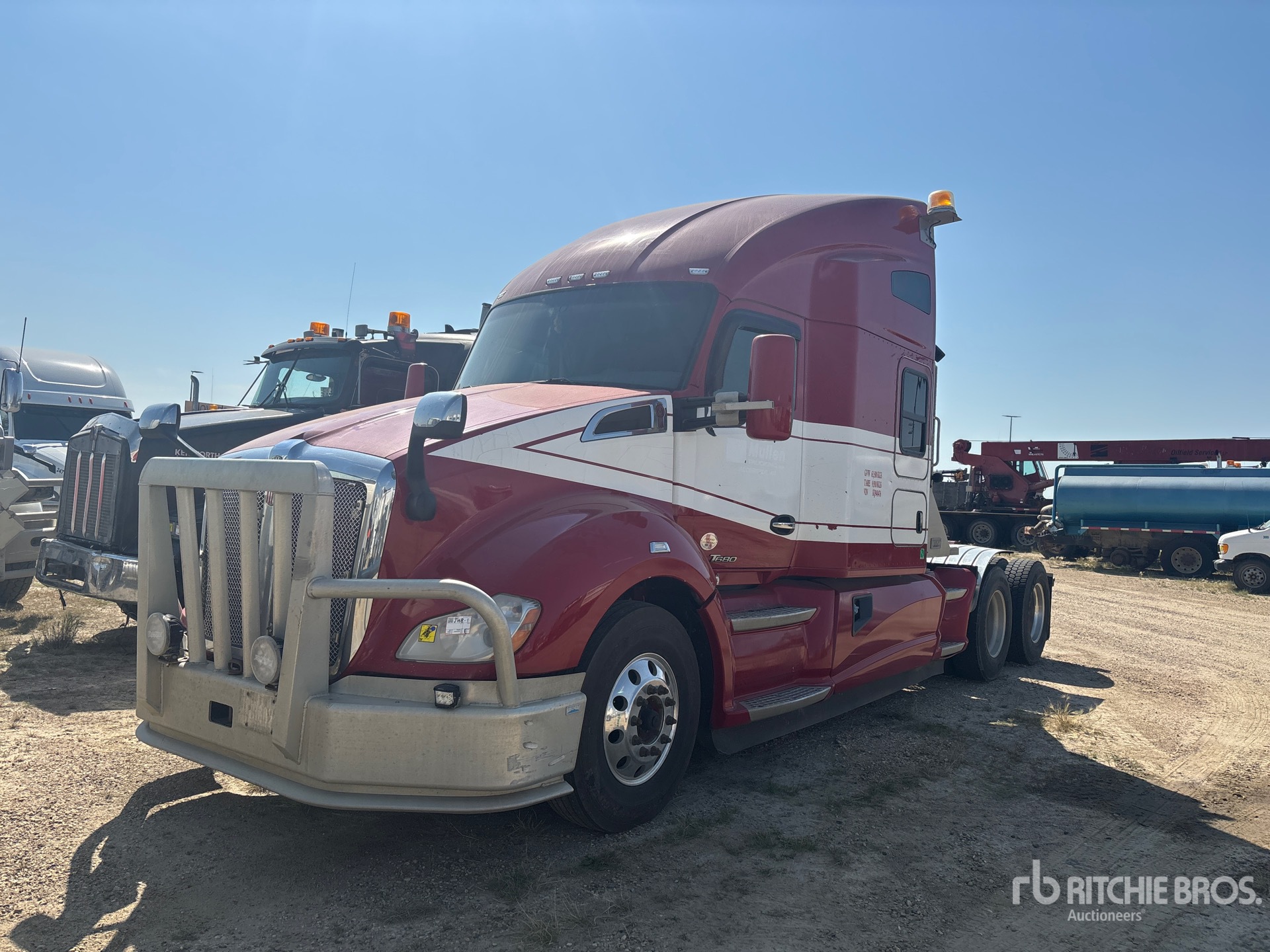 2019 Kenworth T680 6x4 3- Achs Sattelzugmaschine mit Schlafkabine
