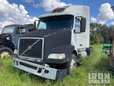2007 Volvo 6x4 トラックトラクター（T/A） (Inoperable)