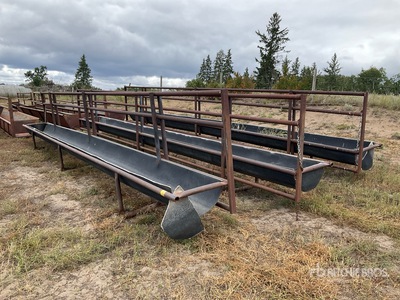 Quantity of (3) Rubberblend 30 ft Bunk Alimentador de ganado