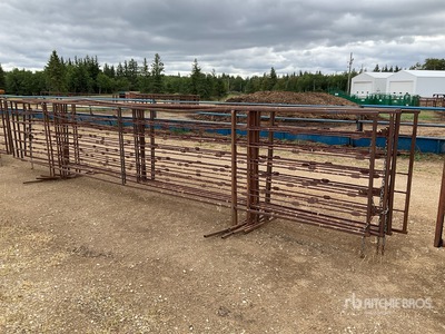 Quantity of (5) 1.25 in x 24 ft Freestanding Livestock Panel