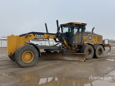 2021 John Deere 872GP Motor Grader