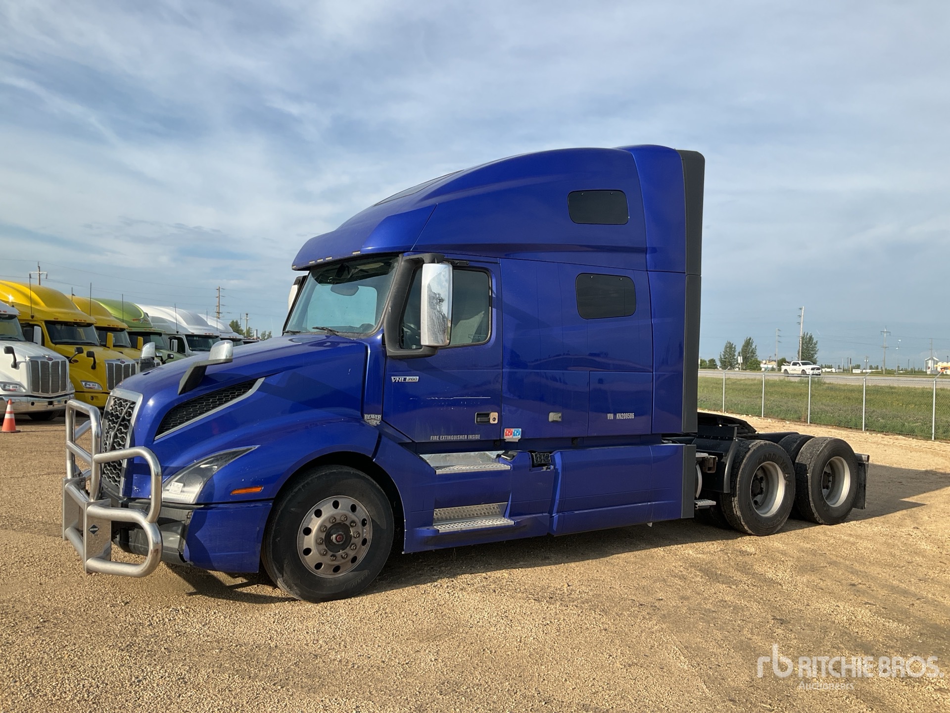 2019 Volvo Sleeper Truck Tractor (Inoperable)