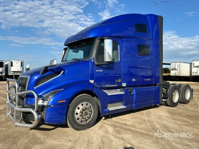 2019 Volvo VNL780 6x4 تراكتور شاحنة كابينة النوم (ثنائية المحور)