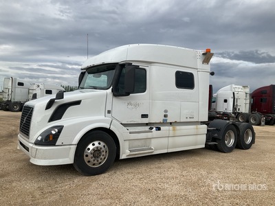 2015 Volvo VNL64T Cabeza Tractora Cabina Dormitorio