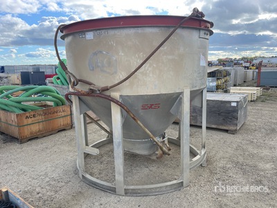 M&B Mag BB-50 5 Yd Concrete Bin