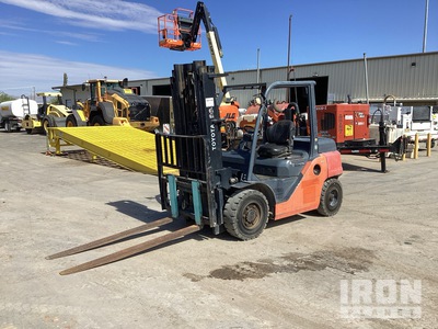 2018 Toyota 8FD35U 7000 lb Cushion Tire Forklift