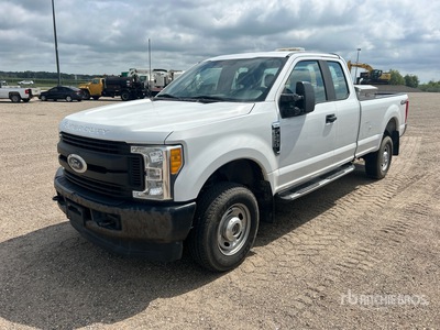 2017 Ford F250 XL 4x4 Extended Cab Pickup (Inoperable)
