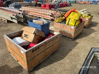Quantity of (3) Crates of Suministros de seguridad