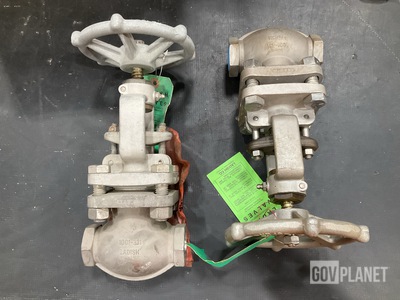 (2) Ladish 1001-331 Globe Valves