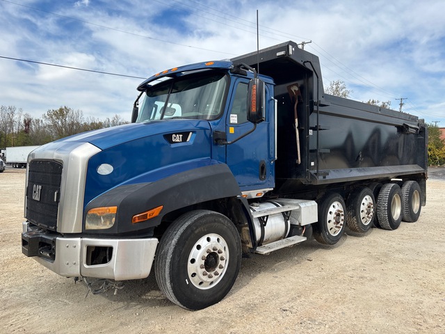 2014 Cat CT660 10x4 Quad/A Dump Truck