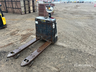 4500 lb Electric Pallet Jack