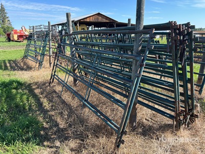 Quantity of (2) 10 ft Panel para ganado