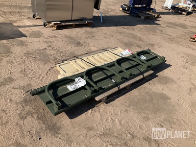 (1) 12422463 Support Tube Assembly & (1) 12338981-1 Tailgate Assembly