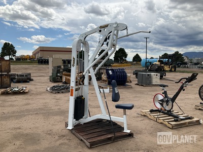 Hoist HDG 2300 Mid Row Lat Pulldown