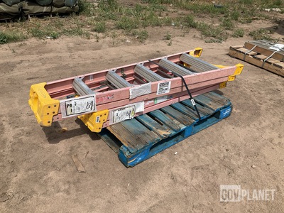 (1) 5' Step Ladder & (1) 6' Step Ladder