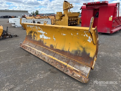 EDF EDF12-44HD 12 ft Hydraulic Reversing Pala para nieve - Fits Wheel Loader