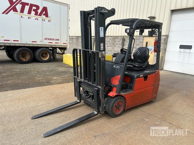Linde E20-36V 4000 lb Electric Forklift