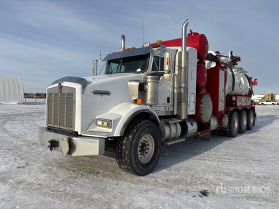 2011 Westech on 2011 Kenworth T800 8x6 Sleeper Ciężarówka z koparką próżniową