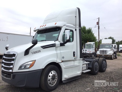 2020 Freightliner Cascadia T/A Day Cab Truck Tractor