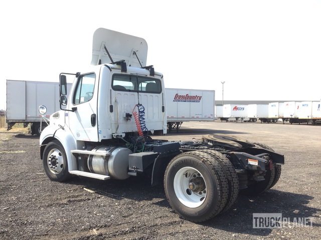 CAMIóN 2016 FREIGHTLINER