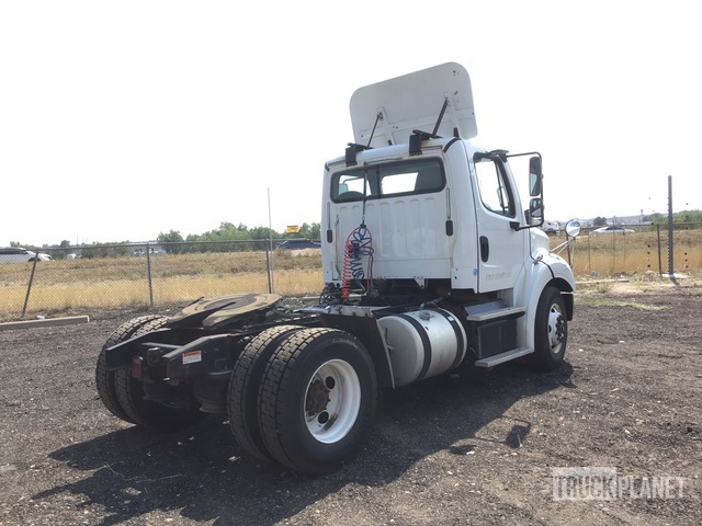 CAMIóN 2016 FREIGHTLINER