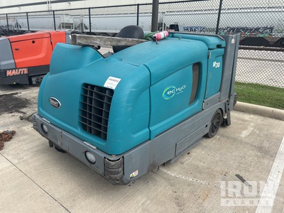 Tenant M30-8360 Ride-On Floor Scrubber (Inoperable)