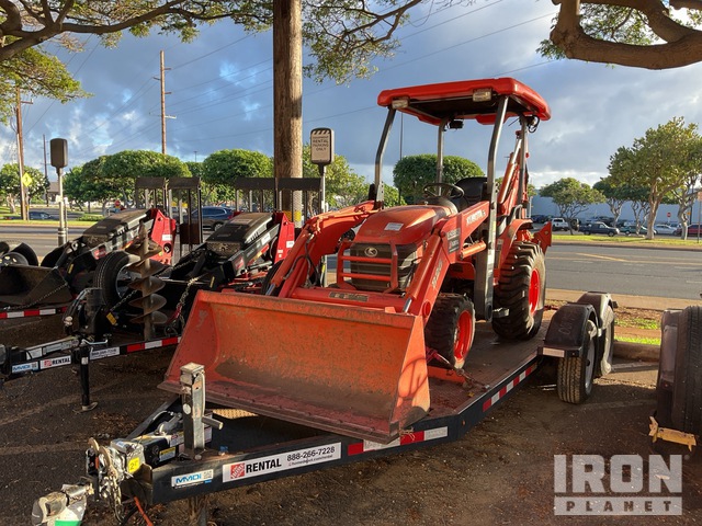 RETROEXCAVADORA KUBOTA B26TLB