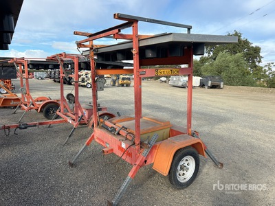 2006 Solar Tech Solar Arrow Board