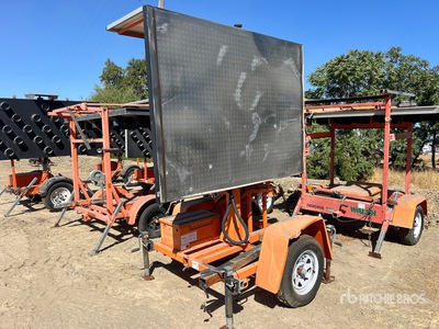 2016 ADDCO DH350 Solar Informationstafel