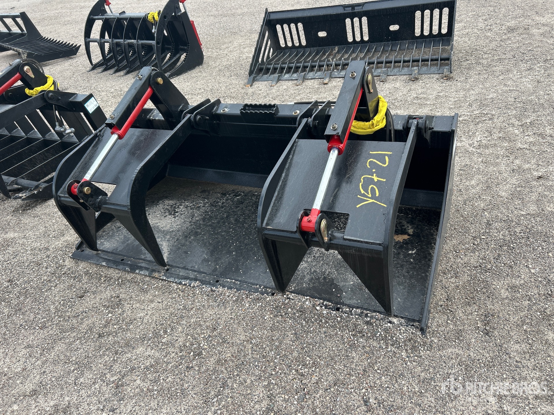 All-Star 74 in Grapple Bucket Skid Steer Grapple (Unused)