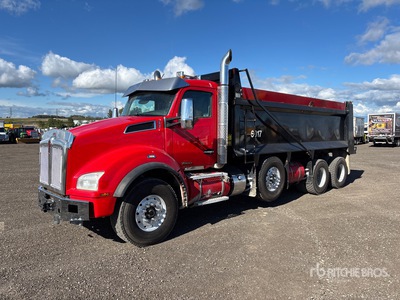 2022 Kenworth T880 Tri/A Dump Truck