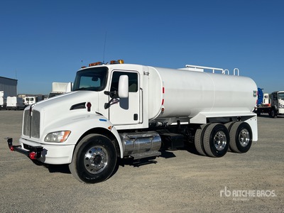 2017 Kenworth T370 4000 gal 6x4 Camion à eau