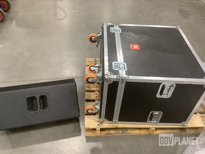 JBL PRX800 Series Speaker w/Transit Case