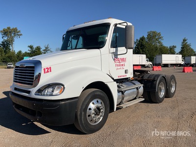 2007 Freightliner Columbia 120 6x4 T/A Sleeper Truck Tractor