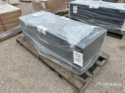 Husky Professional Duty 63.5 In. Werkzeugkiste (Unused)
