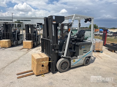 2021 UniCarriers BXC40N 1910 lb Chariot Élévateur Électrique