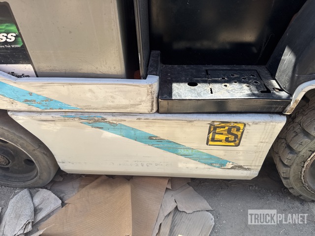 MONTACARGAS ELéCTRICO 2021 UNICARRIERS BXC40N