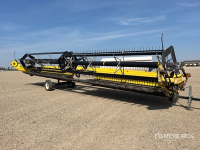 New Holland HB0036 36 ft Draper ヘッダー