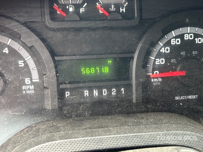 2009 Ford E-350 Cargo Van (Inoperable)
