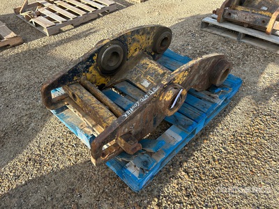 Brandt Excavator Coupler - Fits John Deere 470