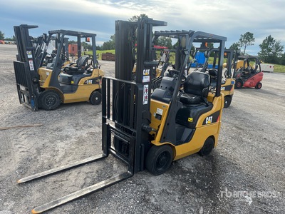2013 Cat C3000 2500 lb Cushion Tire Forklift
