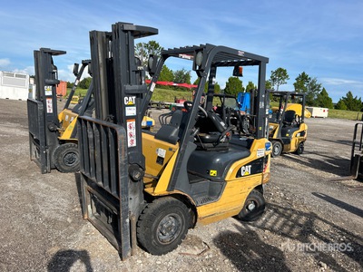 2019 Cat GP18N 3000 lb Pneumatic Tire رافعة شوكية