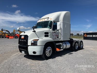 2019 Mack Anthem 6x4 Tractocamion con Dormitorio / T/A Sleeper Truck Tractor